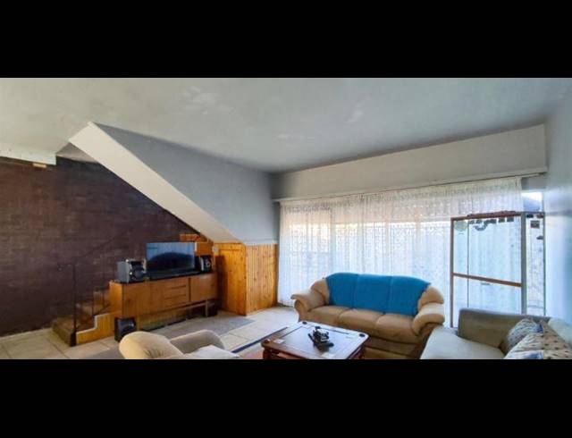 3 BEDROOM APARTMENT FOR SALE IN WITFIELD